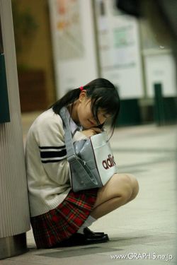 范若若